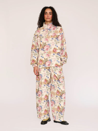 model:Furra wears size S and is 5’10”