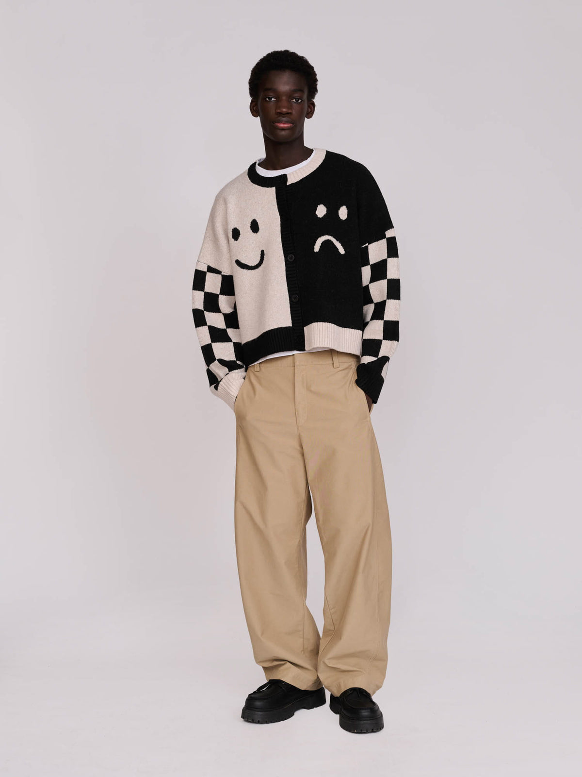 model:Elhadj wears size XXL and is 6’1”