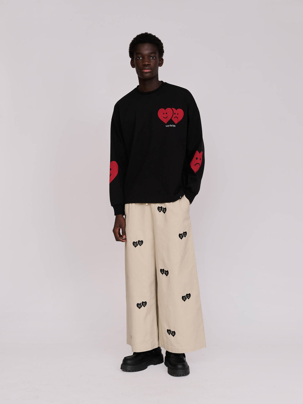 Collection-men-landing, collection-men-new-in-1, collection-men, collection-mens-trousers, model:Elhadj wears size L and is 6’1”