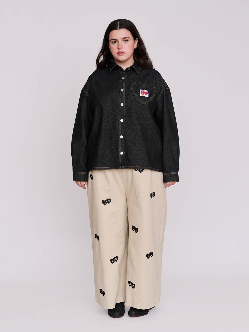 model:Bella wears size XXL and is 5’10”