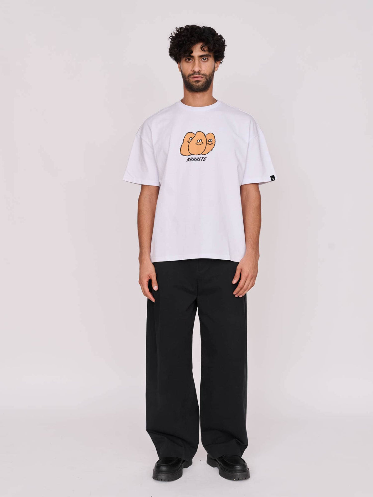 model:Ali wears size L and is 6’1”