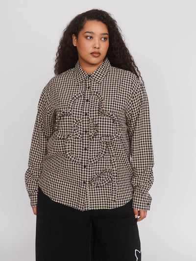 model:Zaynab wears size XXL and is 5’8”