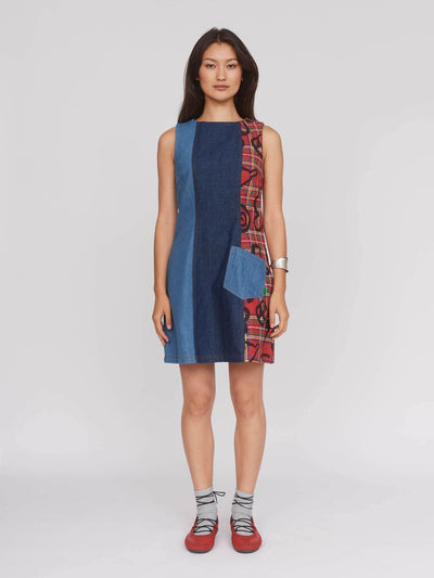 model:Aira wears size 8 and is 5’9”