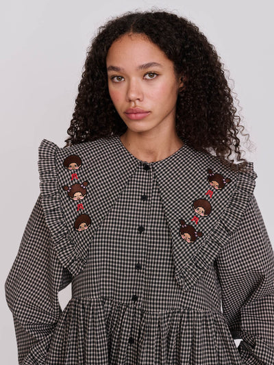 model:Florence wears size S and is 5’6”