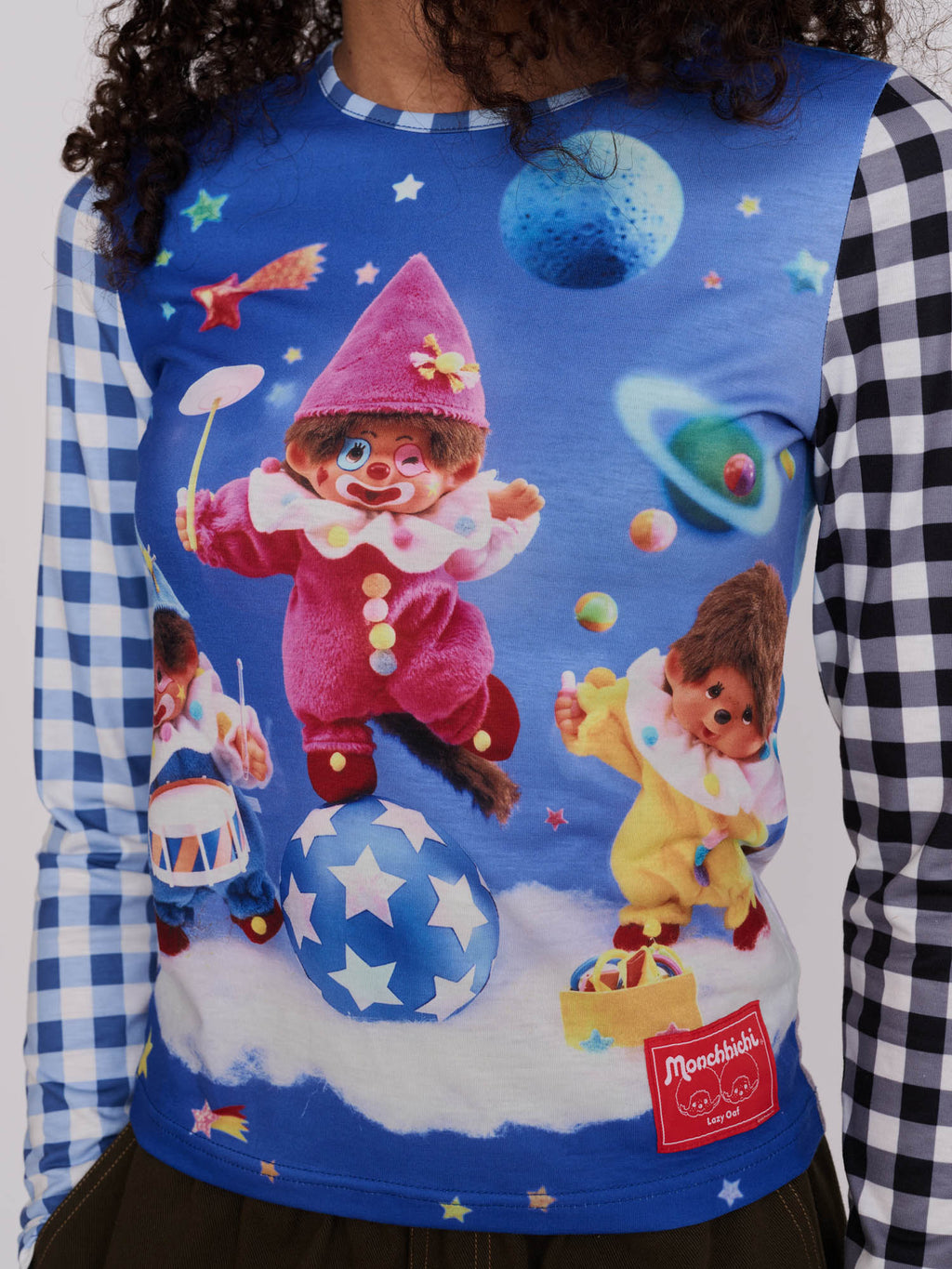 model:Florence wears size 8 and is 5’6”