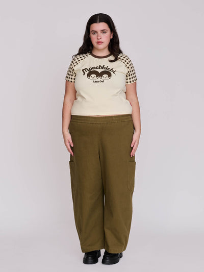 collection-curve, model:Bella wears size XXL and is 5’10”