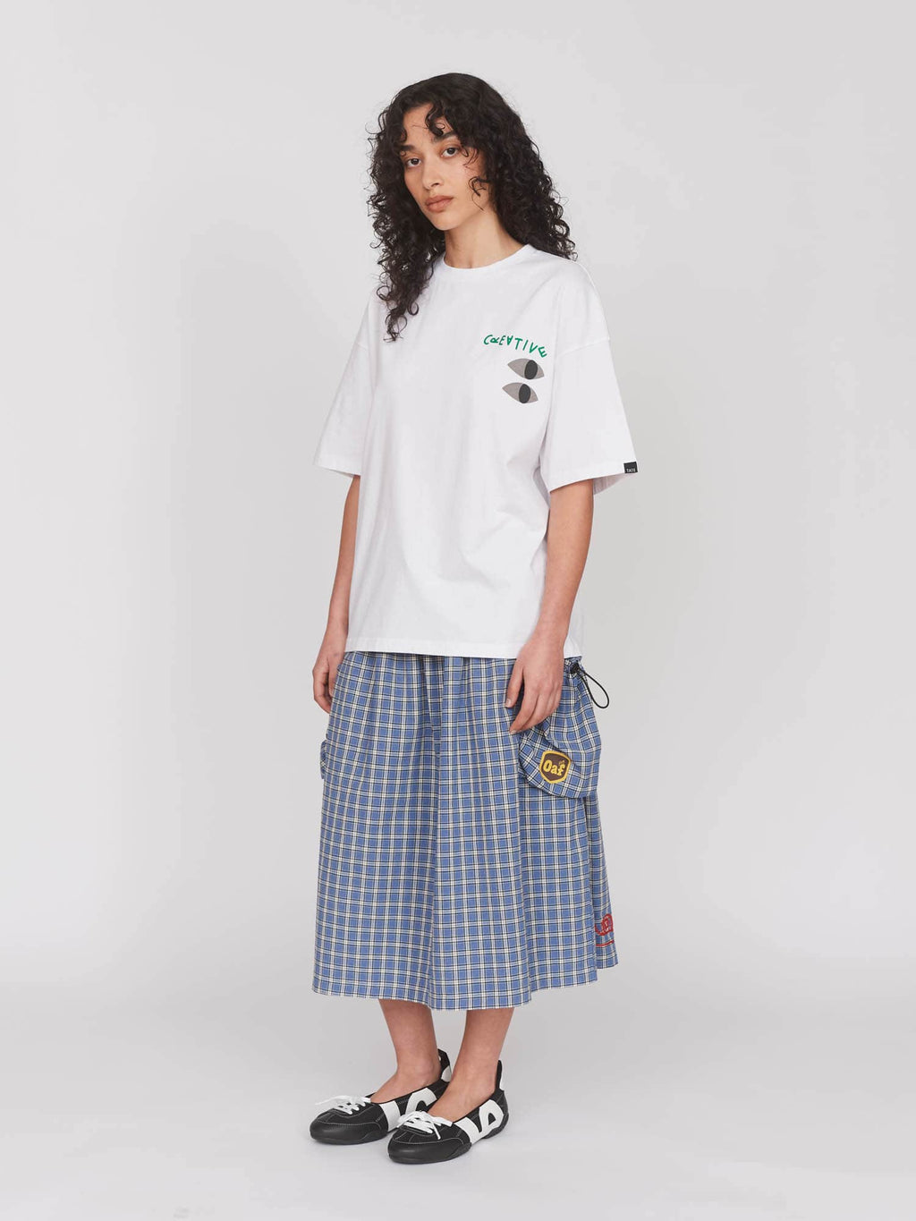 model:Seren wears size S and is 5’8”