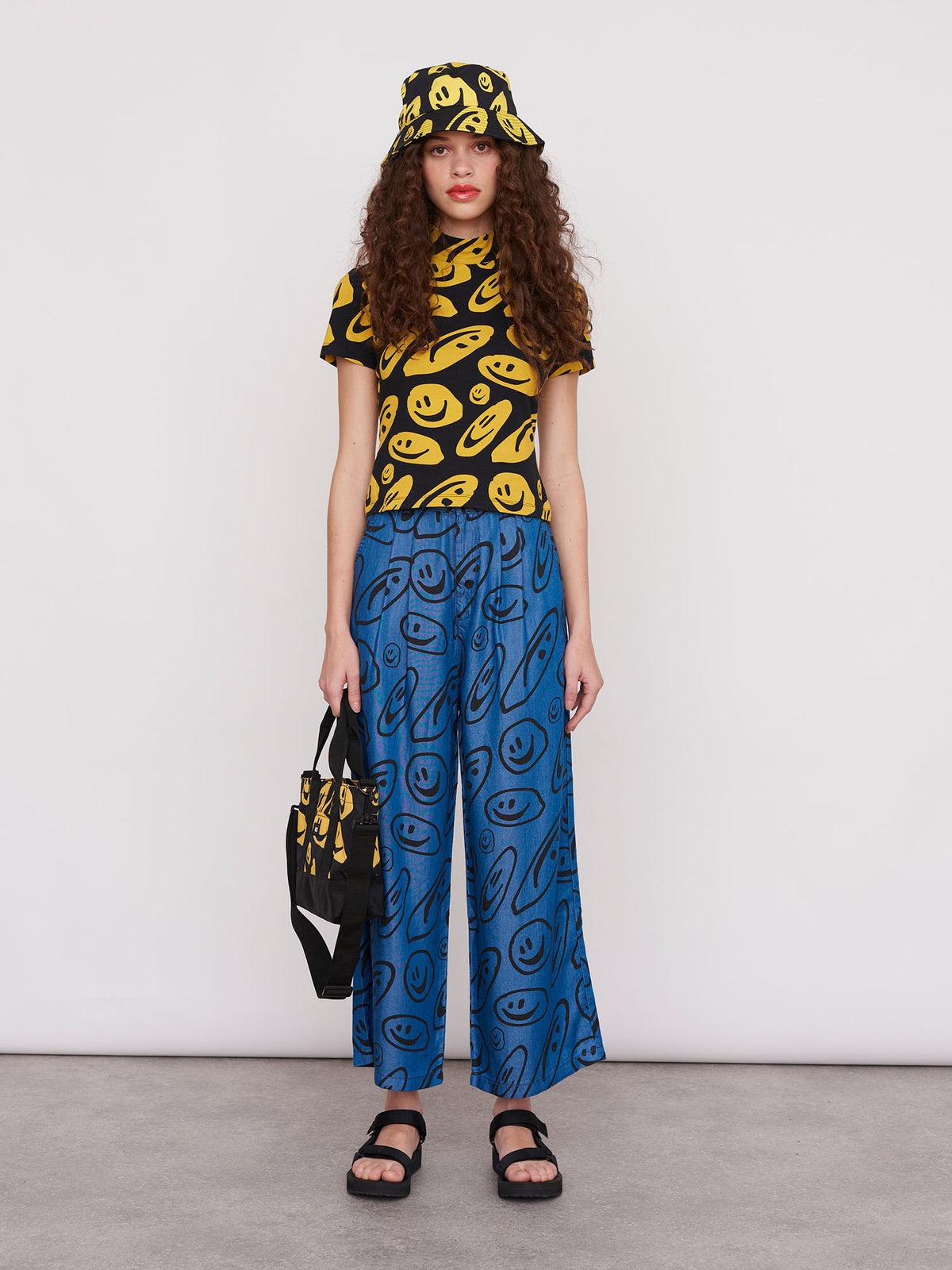 Lazy Oaf Squish Face Short Sleeve Top